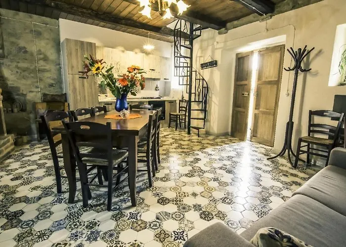 Casa Castello רוקה אימפריאלה