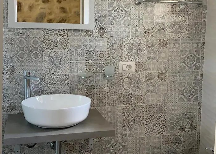 Casa Castello בית הארחה 4*