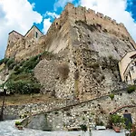Casa Castello 4* روكا إمبريل
