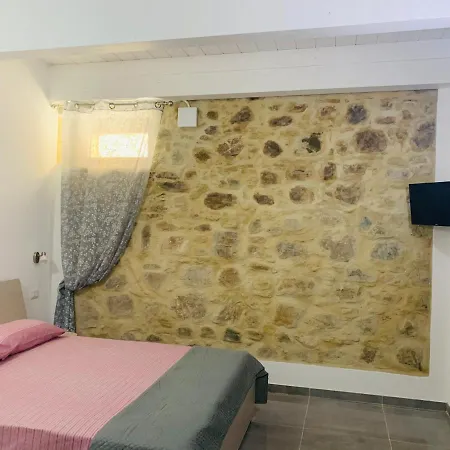 Casa Castello 게스트하우스 로카 임페리알레