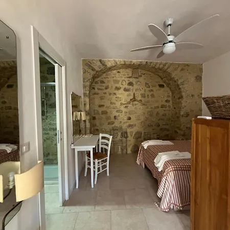 Maison d'hôtes Casa Castello 4*