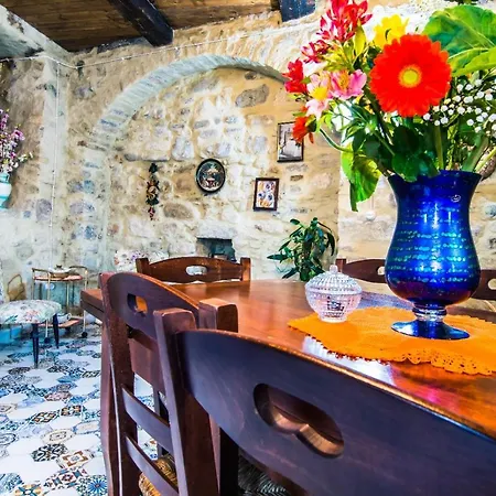 Casa Castello Guest house