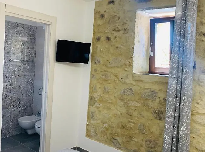 Casa Castello בית הארחה 4*