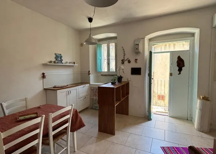 Casa Castello רוקה אימפריאלה